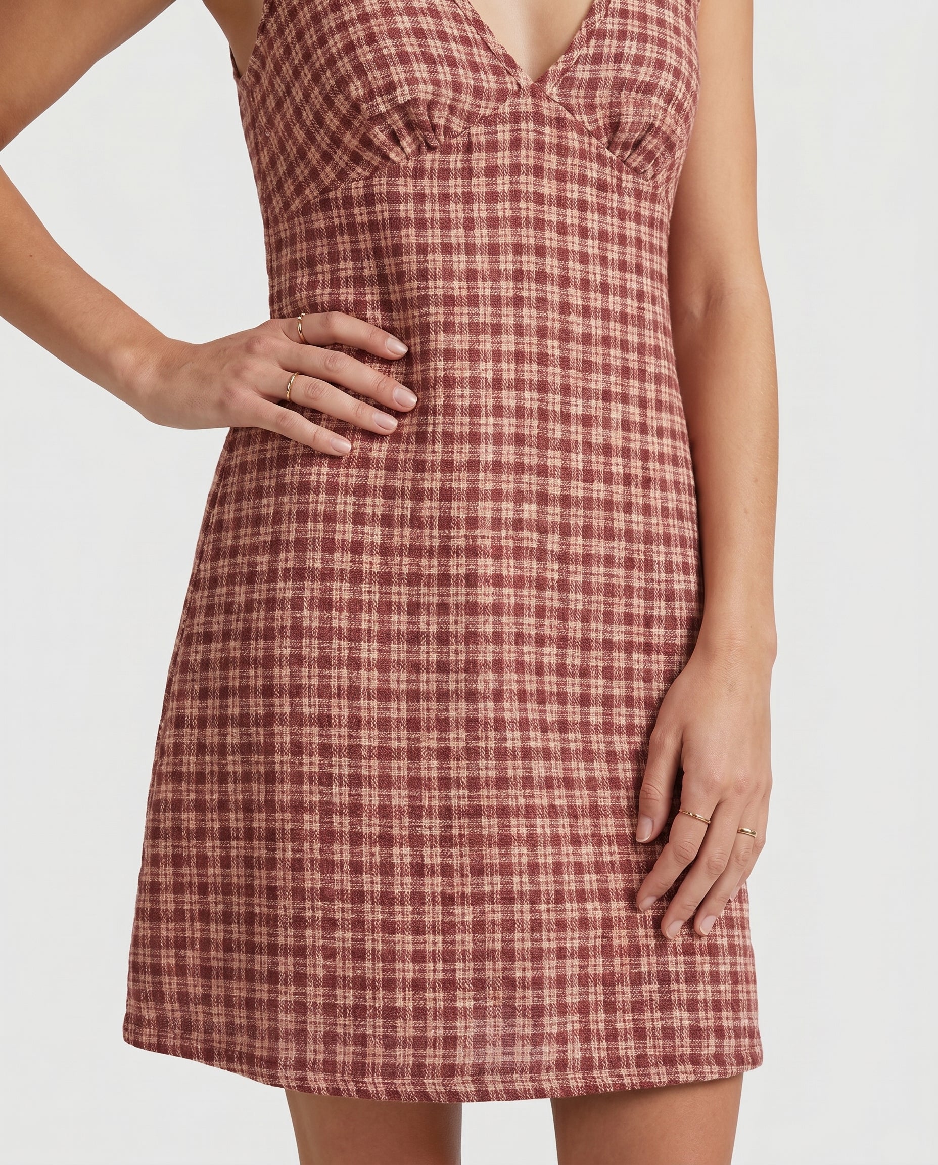 Capricorn - Hemp Seersucker Mini Dress Burgundy / Beige Check - Image 4