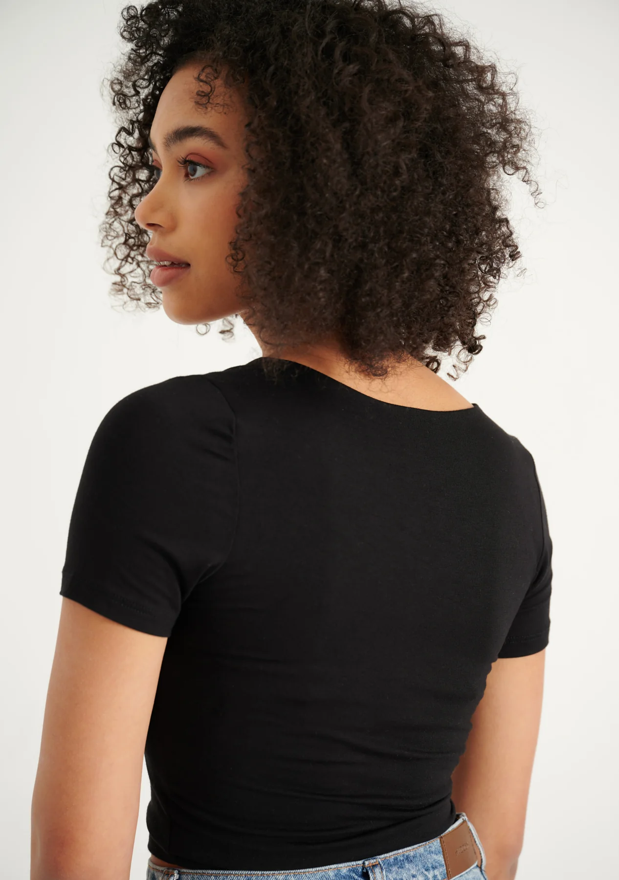 Double Layer Short Sleeve V Neck Crop Top - Image 3