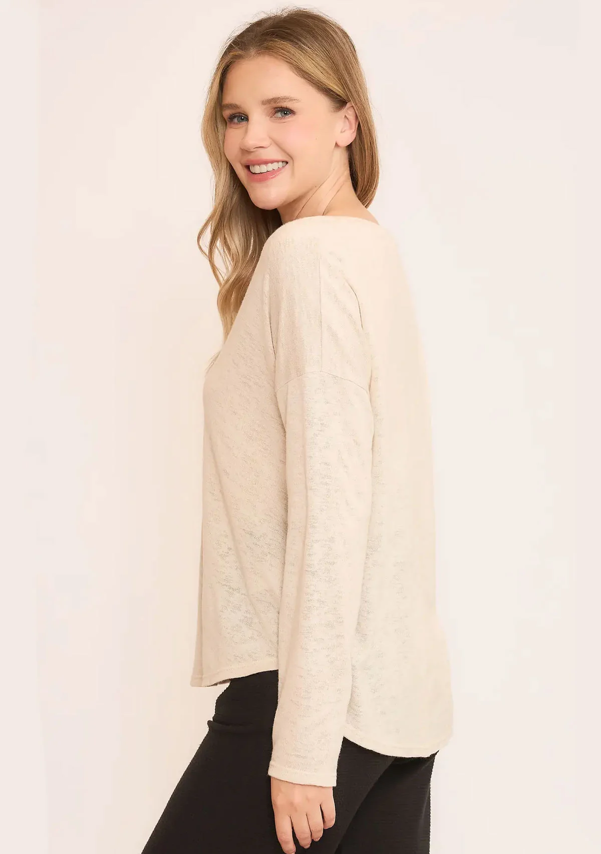 Hacci Slub V-Neck Drop Shoulder L/S Top Natural - Image 3