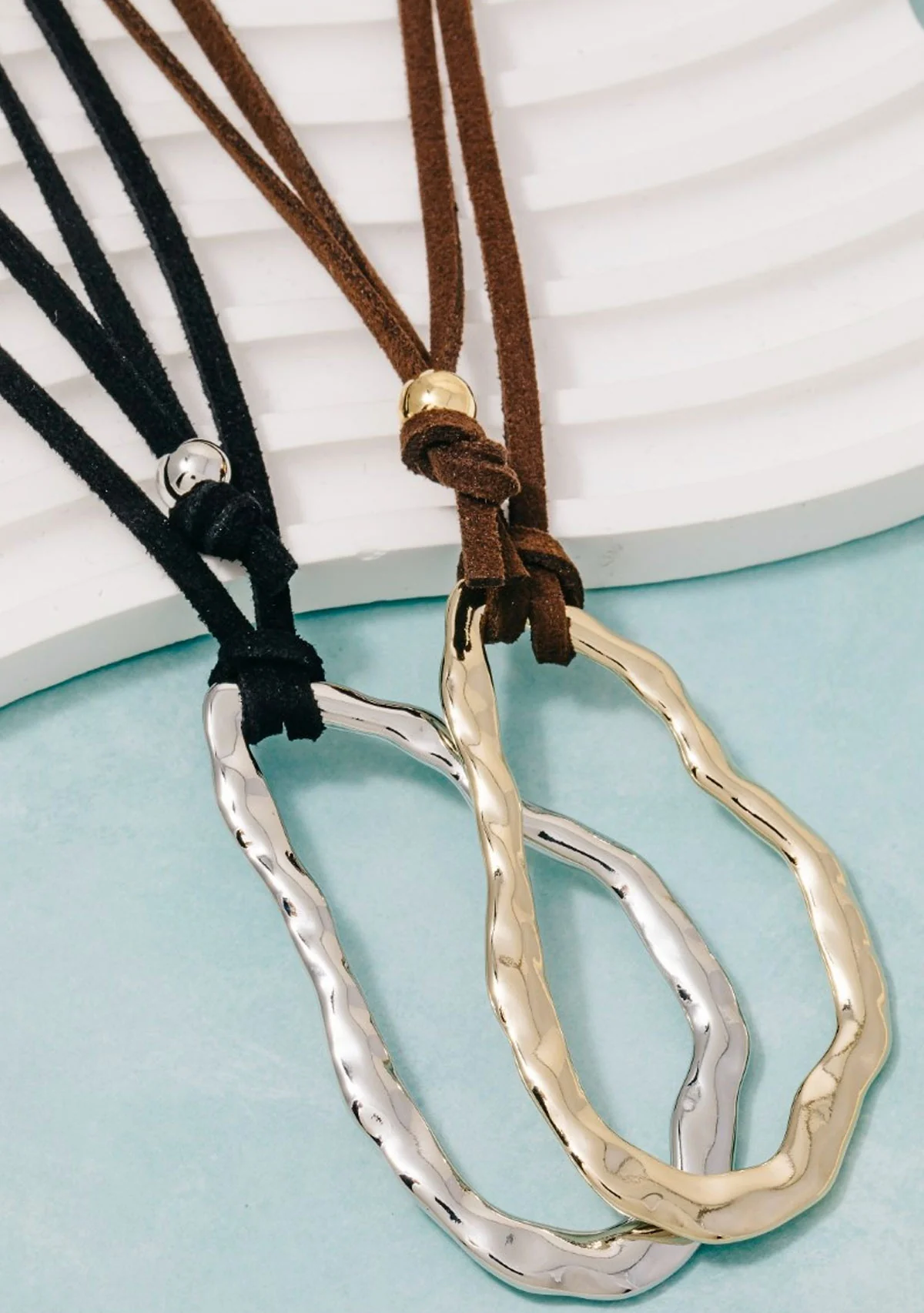 Hammered Warped Oval Suede Cord Necklace - Image 2