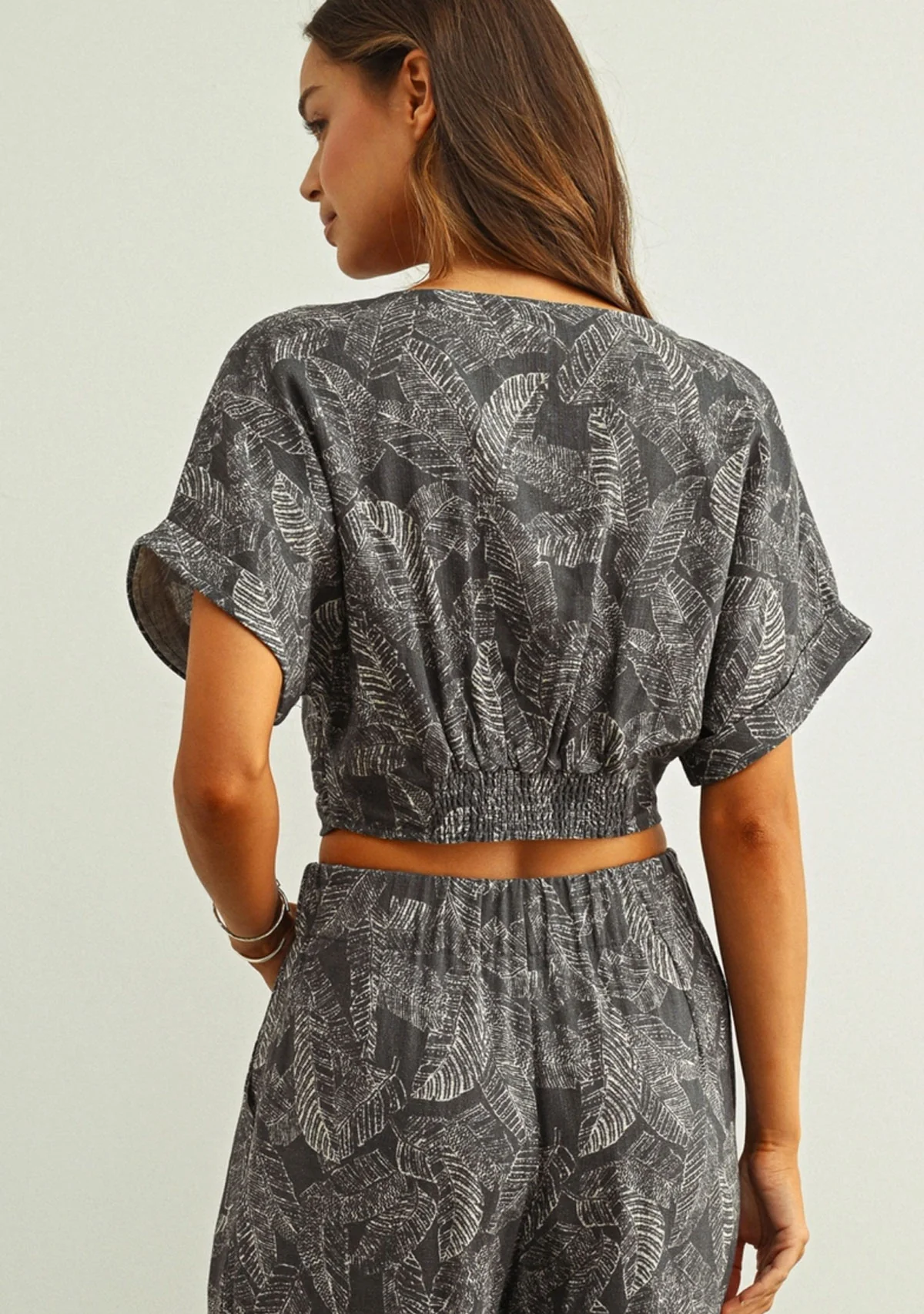 Leaf Print Faded Effect Twist Front Top Navy - Image 3