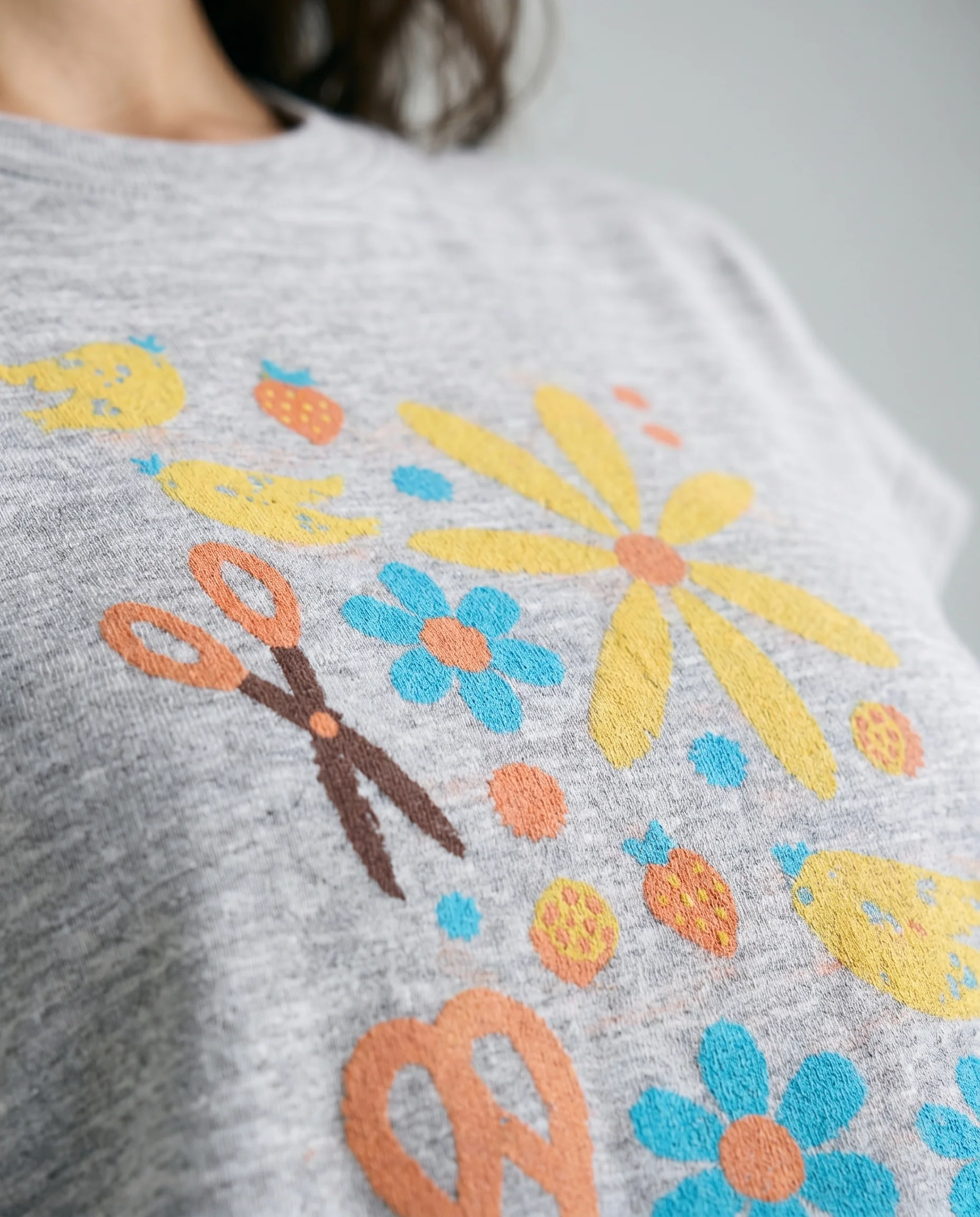 Statement Graphic Tee Gray Gray - Image 3