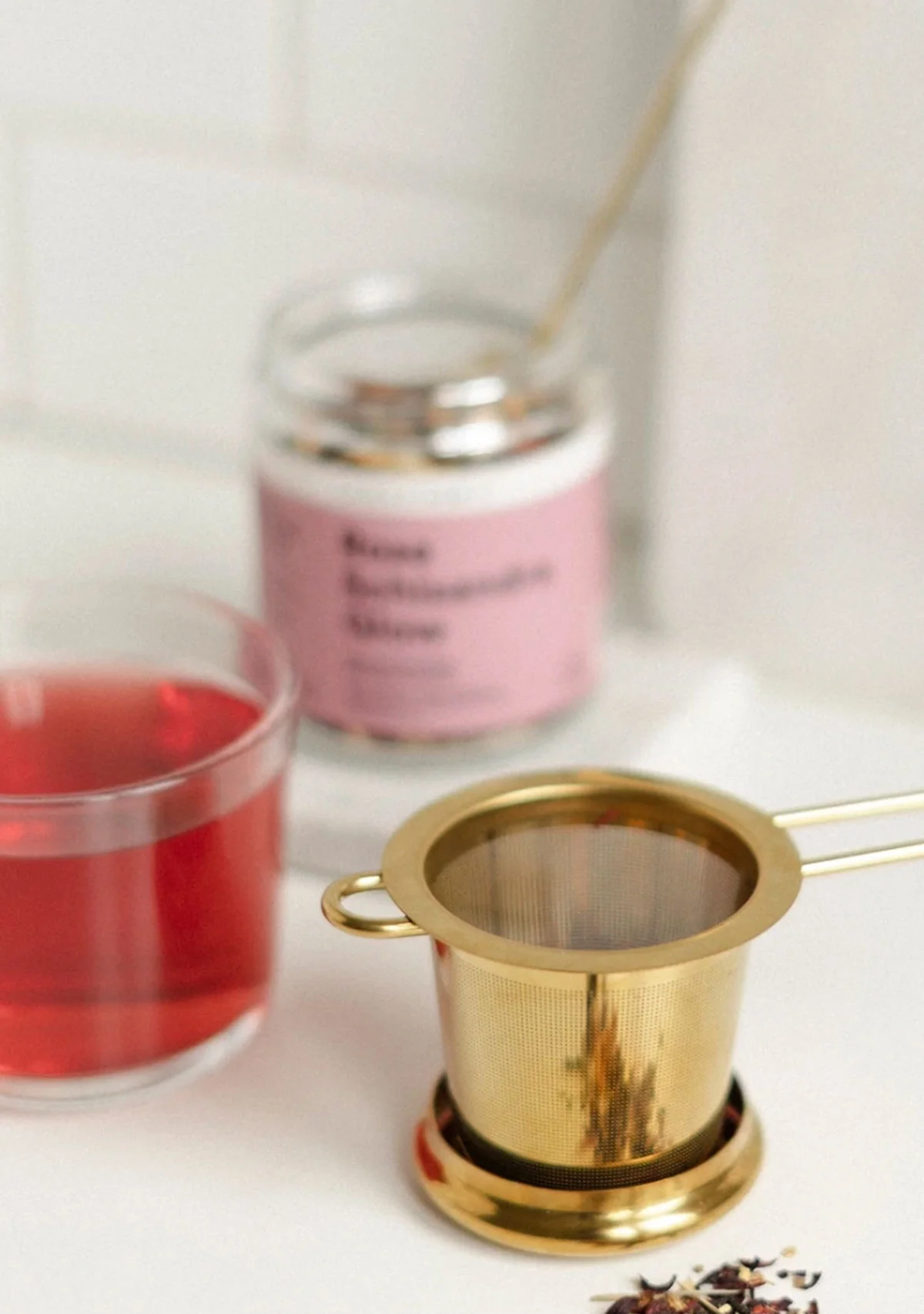 The Gold Goddess Tea Strainer - Image 3